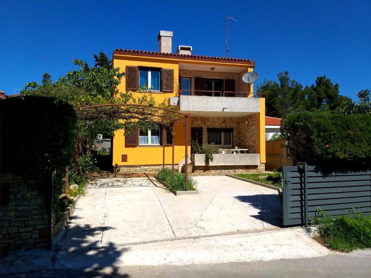 Appartements Clementina Премантура Екстериор снимка